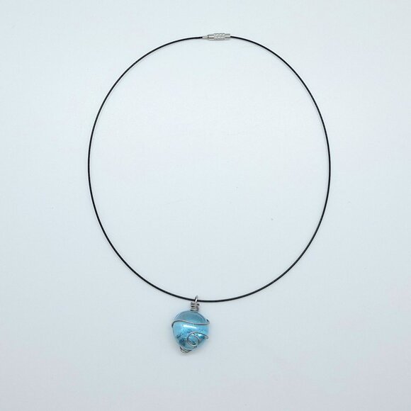 Ocean Drop Necklace handmade in Canada- metal choker with glass pendant - Picture 7 of 9